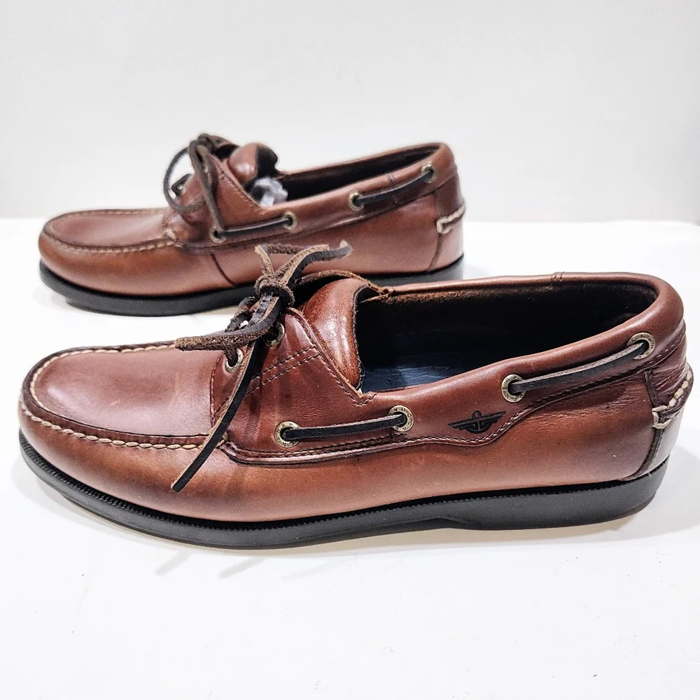 Dockers 2 Eye Boat Shoe Mens 9.5M Brown Leather Lace Up Casual Deck Shoe Comfort